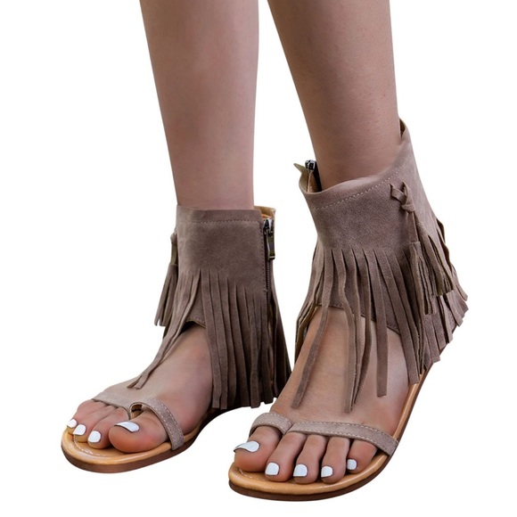 Very Volitile Lex tan fringe gladiator boho sandals - Picture 2 of 11